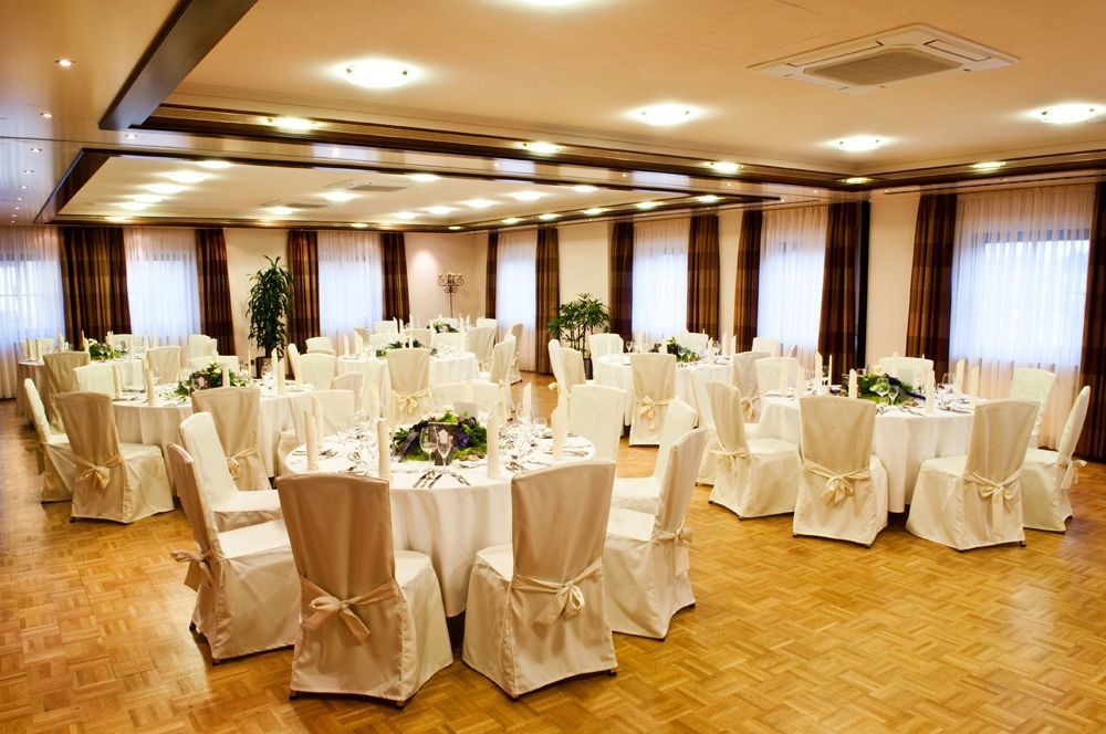 Hotel Schwanen Köngen Extérieur photo