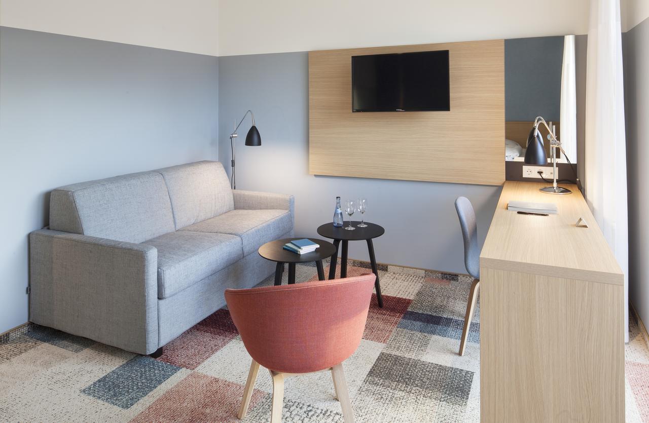 Hotel Schwanen Köngen Extérieur photo