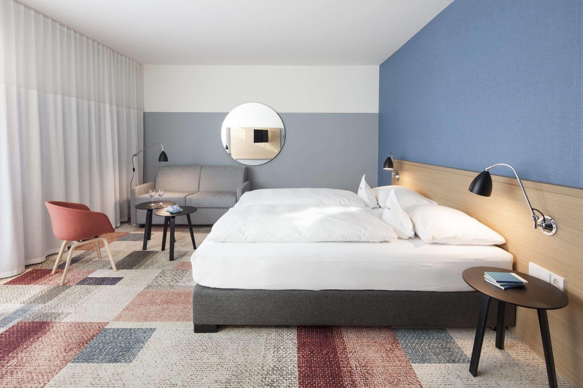 Hotel Schwanen Köngen Extérieur photo